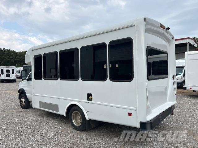 Ford E-350 Minibussit
