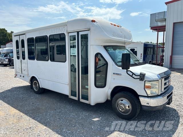 Ford E-350 Minibussit