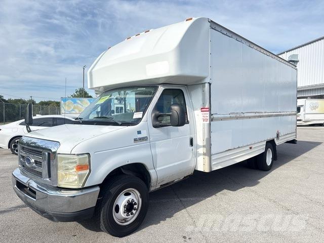 Ford E-350 Jakeluautot