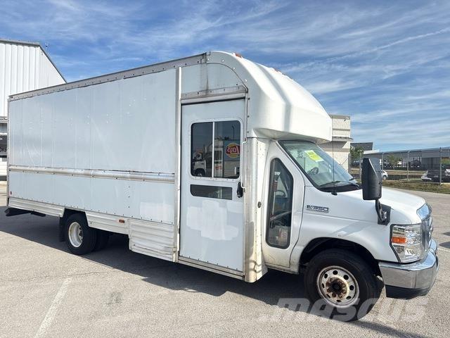 Ford E-350 Jakeluautot