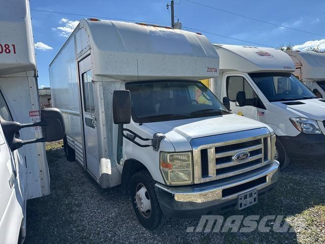 Ford E-350 Jakeluautot