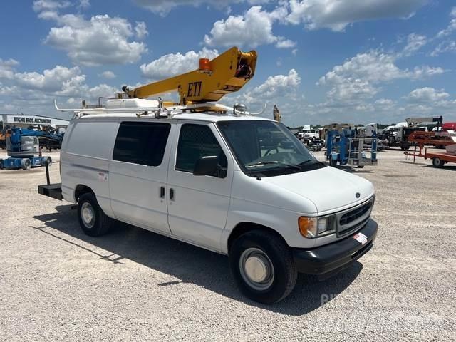 Ford E350 Umpikorikuorma-autot
