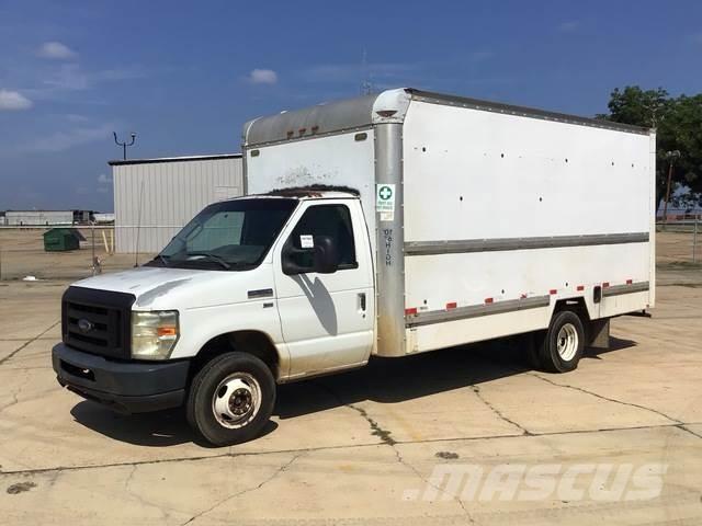 Ford E350 Umpikorikuorma-autot