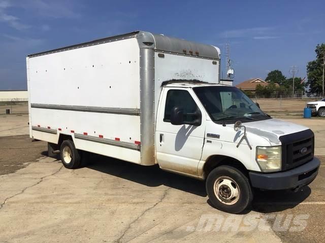 Ford E350 Umpikorikuorma-autot