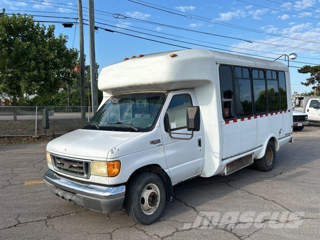 Ford E350 Minibussit