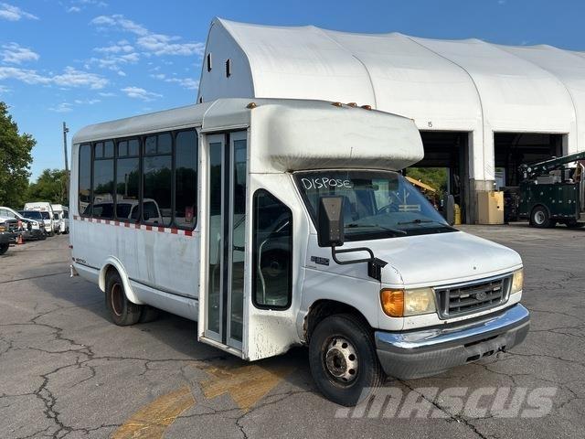Ford E350 Minibussit