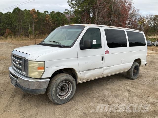 Ford E350 Henkilöautot
