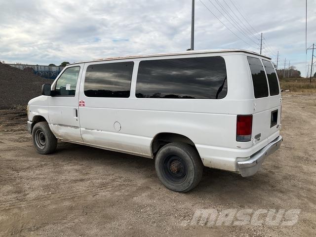 Ford E350 Henkilöautot