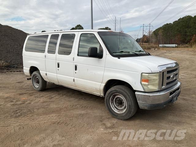 Ford E350 Henkilöautot