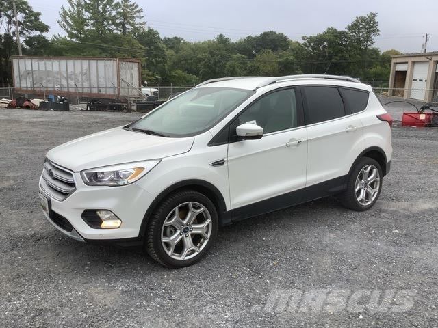 Ford Escape Henkilöautot