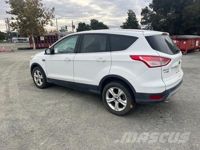 Ford Escape Henkilöautot