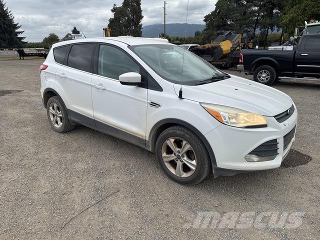 Ford Escape Henkilöautot