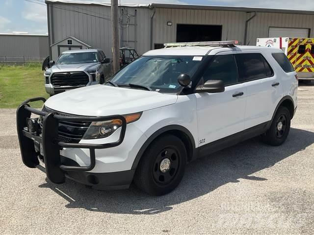 Ford Explorer Henkilöautot