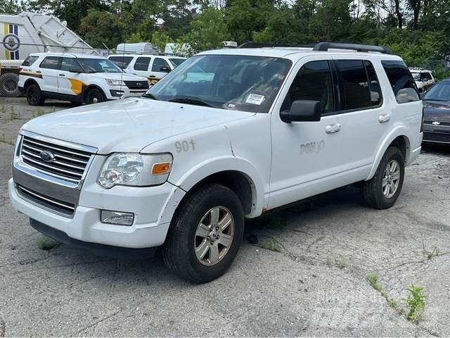 Ford Explorer Henkilöautot