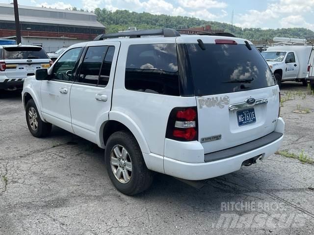 Ford Explorer Henkilöautot