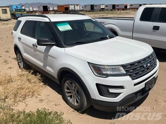 Ford Explorer Henkilöautot