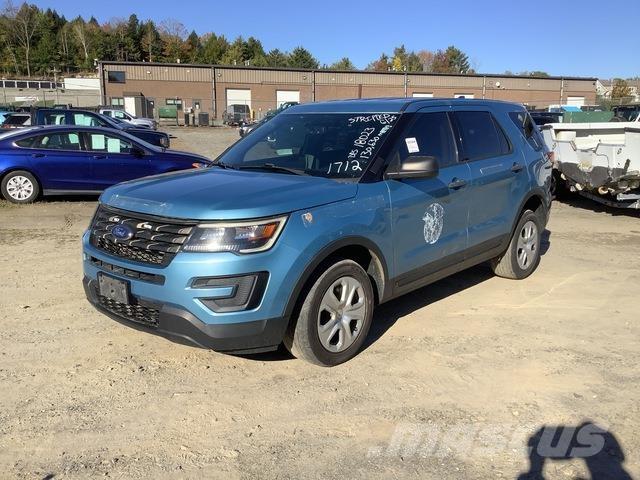 Ford Explorer Henkilöautot