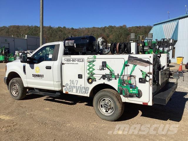 Ford F-250 Tienhoitoautot