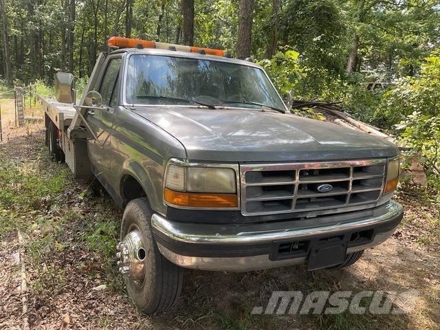 Ford F-250 Hinausautot