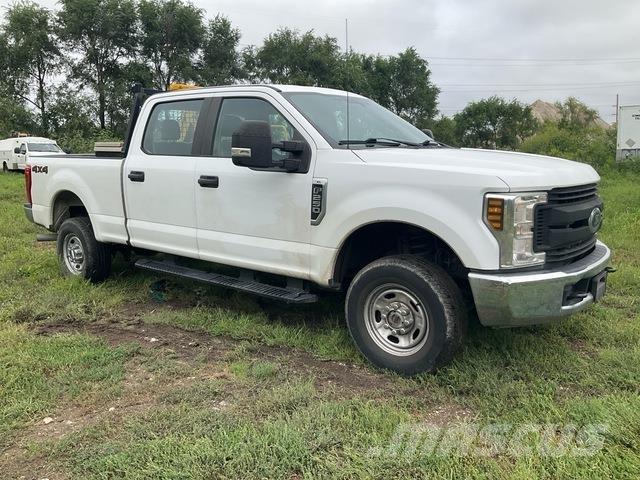Ford F-250 Lava-autot