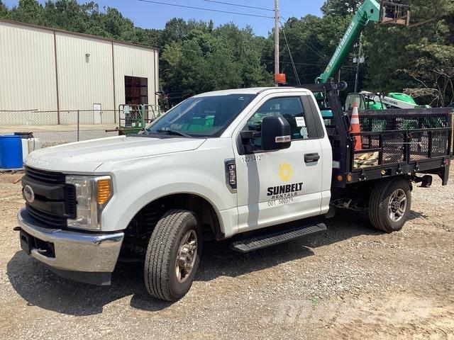 Ford F-250 Lava-kuorma-autot