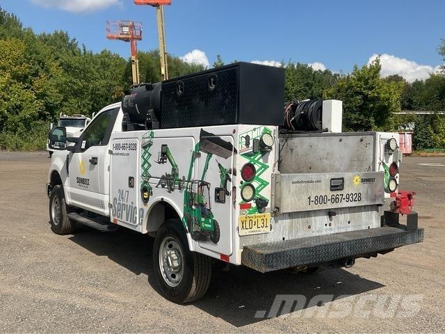 Ford F-250 Tienhoitoautot