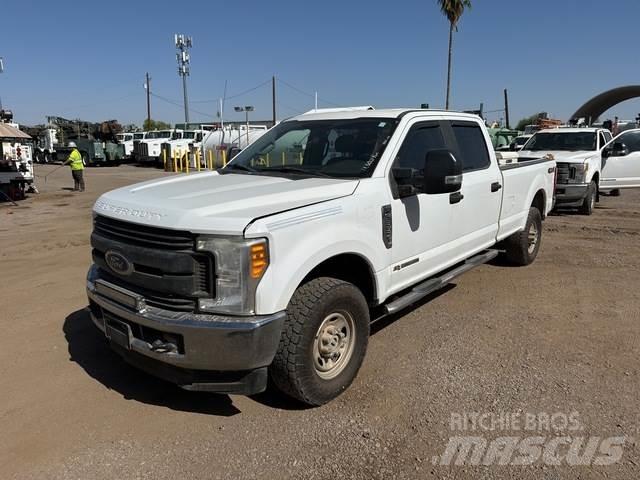 Ford F-350 Muut autot