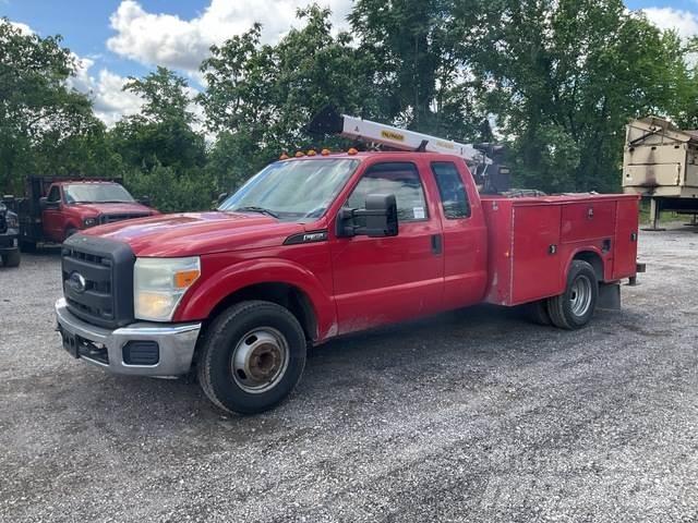 Ford F-350 Tienhoitoautot
