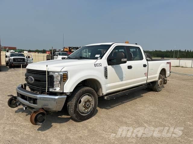 Ford F-350 Muut autot