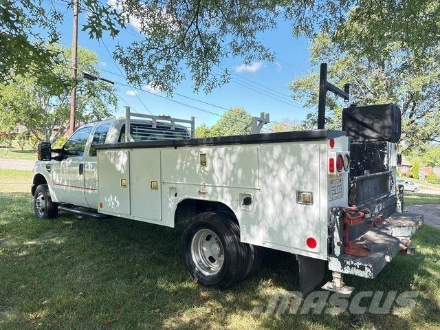 Ford F-350 Tienhoitoautot