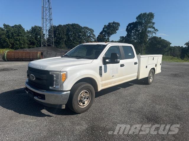 Ford F-350 Tienhoitoautot