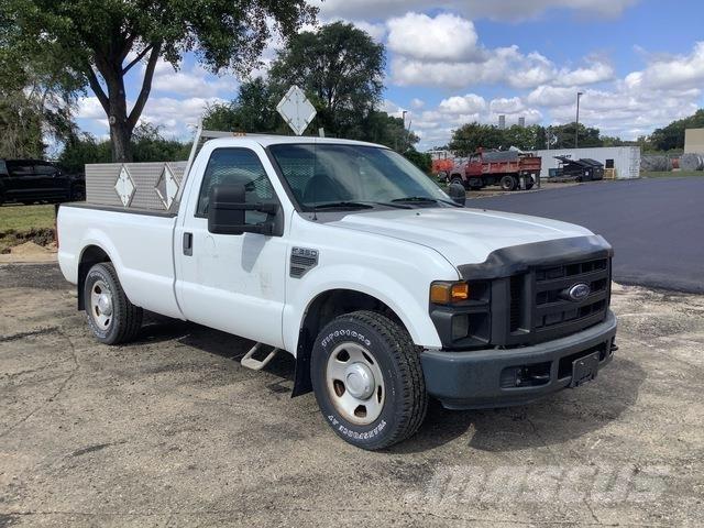 Ford F-350 Lava-autot