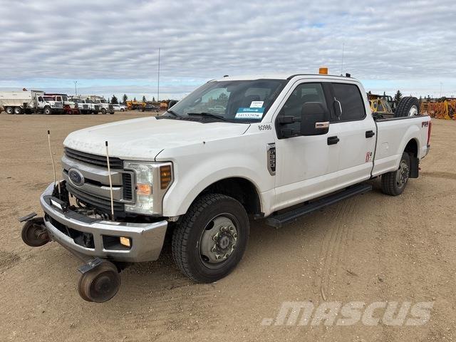 Ford F-350 Lava-autot
