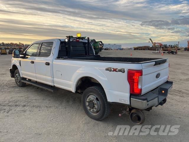Ford F-350 Lava-autot