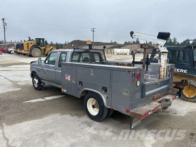 Ford F-350 Tienhoitoautot