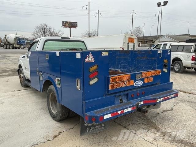 Ford F-350 Lava-autot