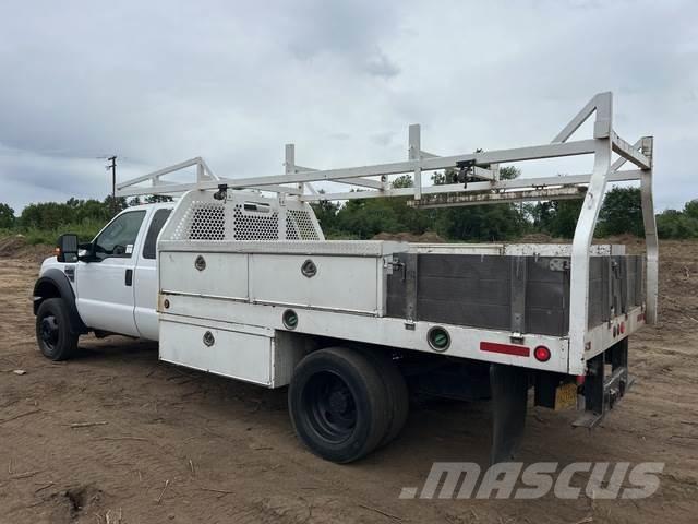Ford F-450 Lava-autot