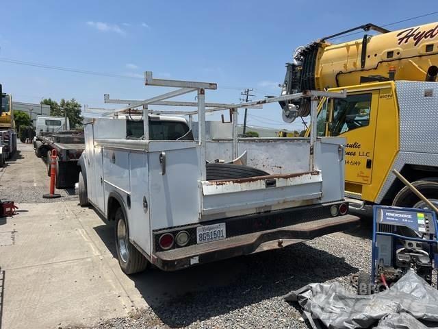 Ford F-450 Lava-autot