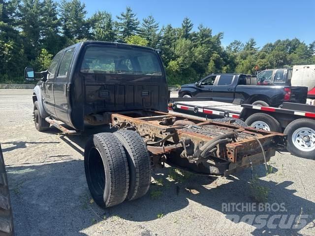 Ford F-450 Ohjaamot ja sisustat