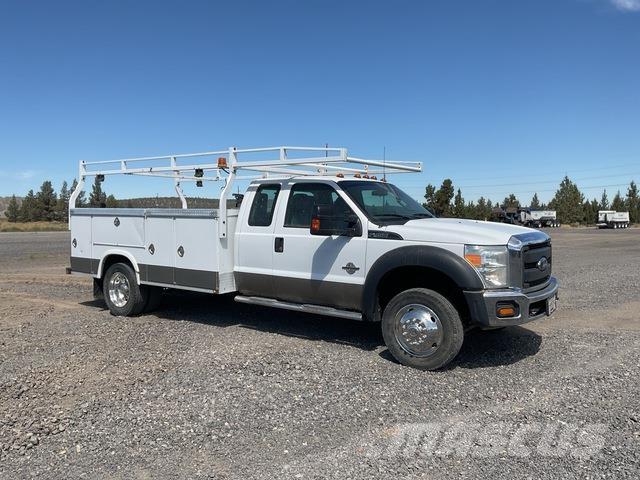 Ford F-450 Lava-autot