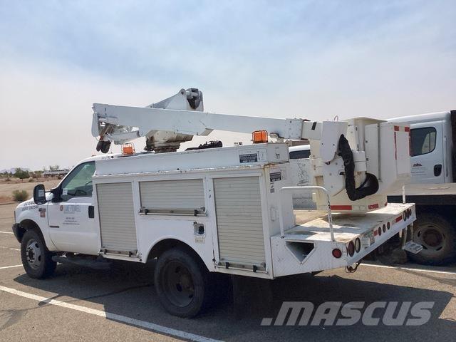 Ford F-450 Nostolava-autot