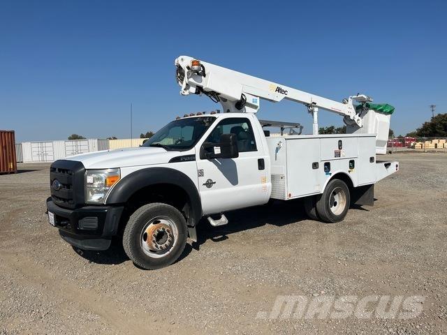 Ford F-450 Nostolava-autot