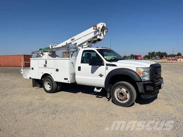 Ford F-450 Nostolava-autot