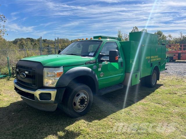 Ford F-450 Tienhoitoautot