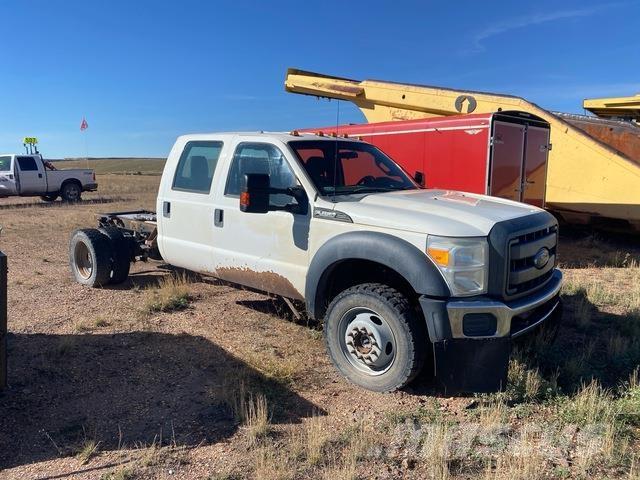Ford F-450 Ohjaamot ja sisustat