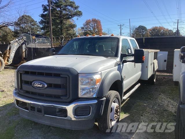 Ford F-450 Lava-autot