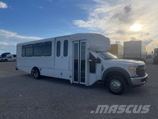 Ford F-550 Henkilöautot