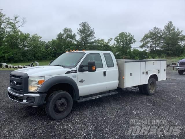 Ford F-550 Lava-autot