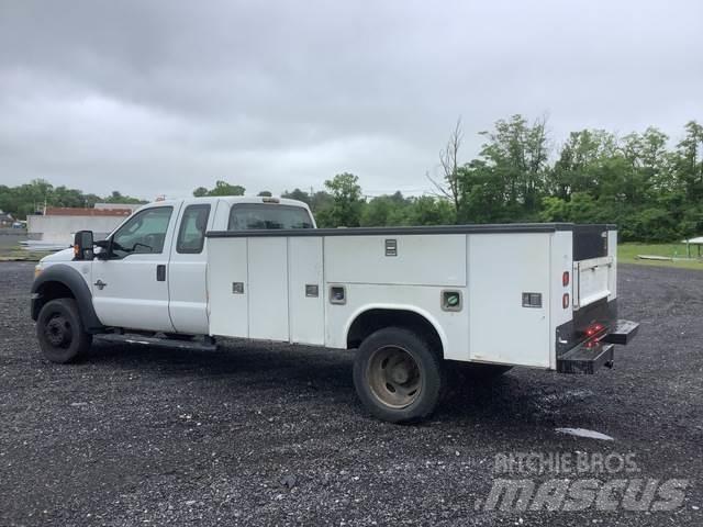 Ford F-550 Lava-autot