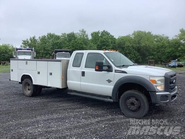Ford F-550 Lava-autot
